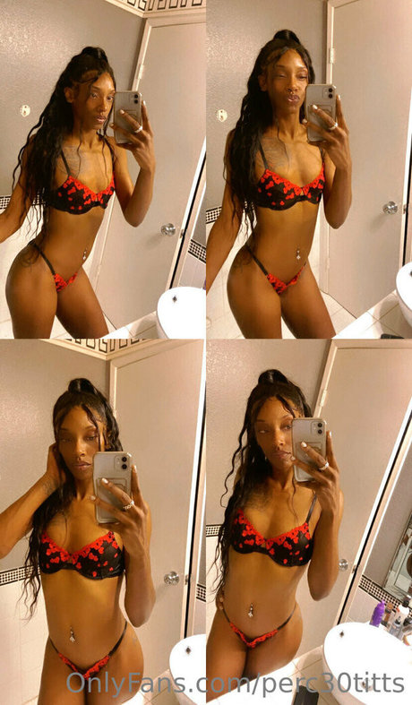 allucaneatwoo model exclusive photo