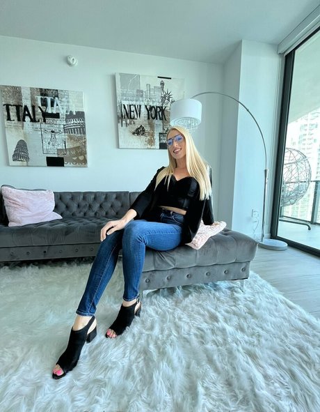 mindset mentorrrr hd model images