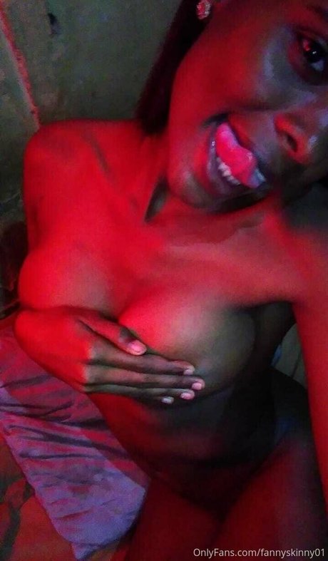 fannyskinny01 nude model pic
