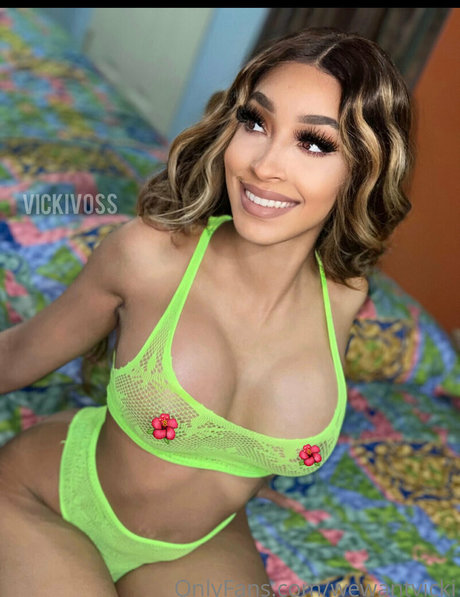 wewantvicki star beautiful picture