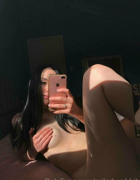 miladyrabbit pornstar beautiful pic