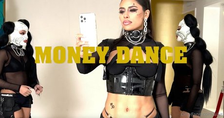 Alus perfect model photo