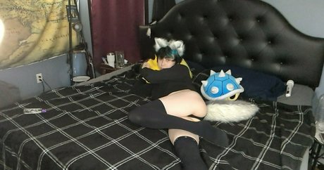 milkw0lf art actress gallery