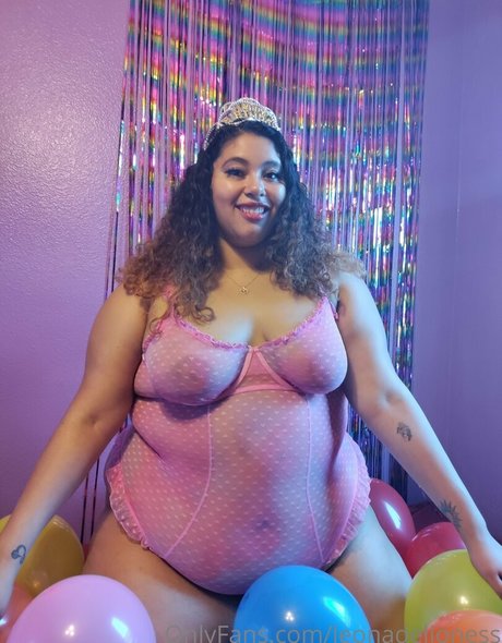 leonadelioness beautiful pornstar image