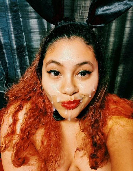 leonadelioness perfect model picture