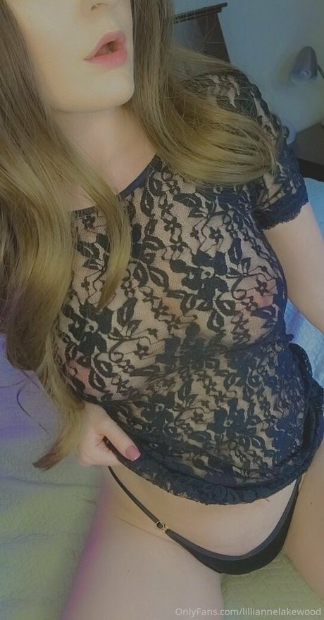 lilliannelakewood star naked pics