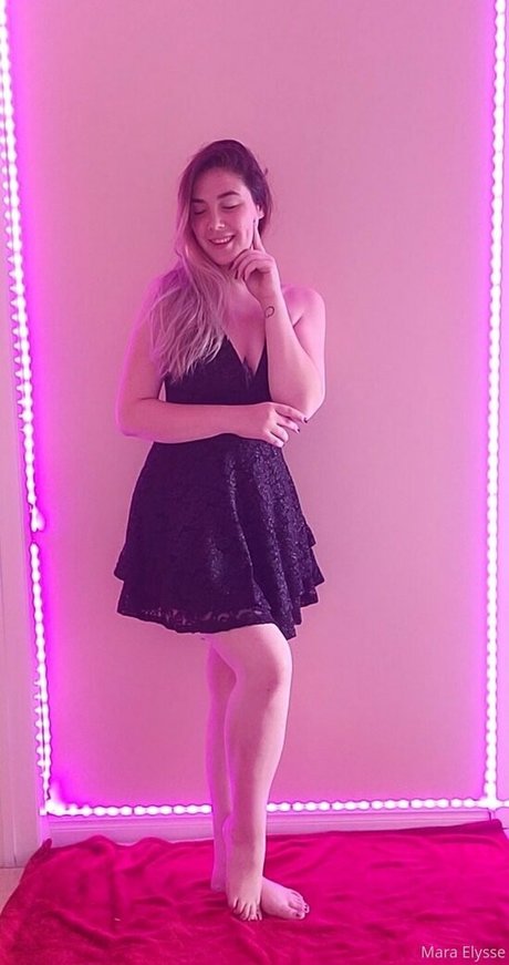 mara elysse art actress photo