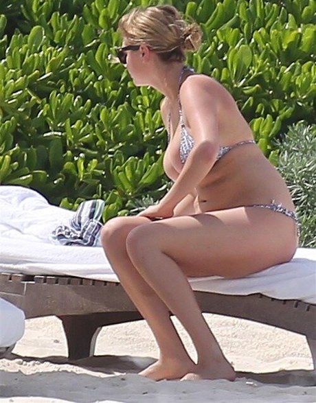 Kate Upton model hot photos