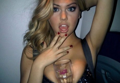 Kate Upton xxx actress gallery