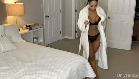 camilacruzzbb hd actress pic