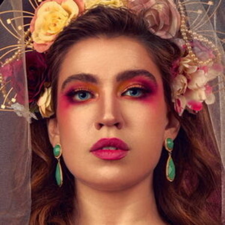 Stephanie Oustalet pretty actress pic
