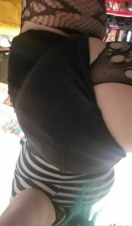 bluewutfree exclusive pornstar photo