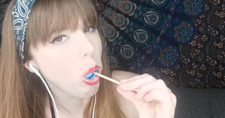 Merona ASMR profile image