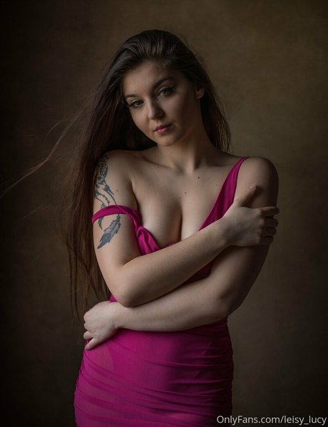Leisy Lucy pretty pornstar img