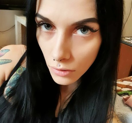 Satana696969 adult star img