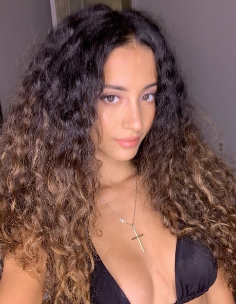 Ally Casper star hd images