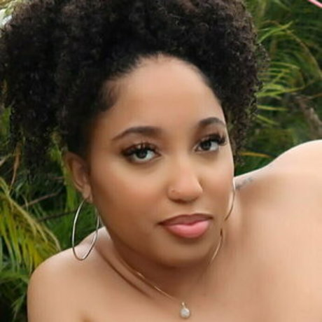 theremedybyreyna pornstar hot pic