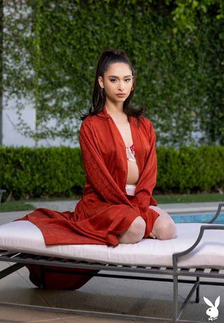 Arielle Love free star image