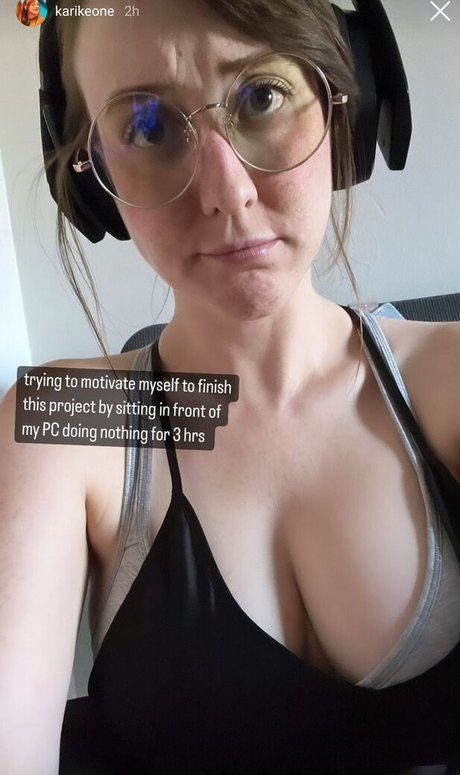 spreading onlyfans hot pictures