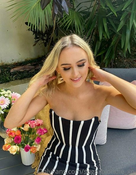 sugarblondie xo pornstar pretty photos