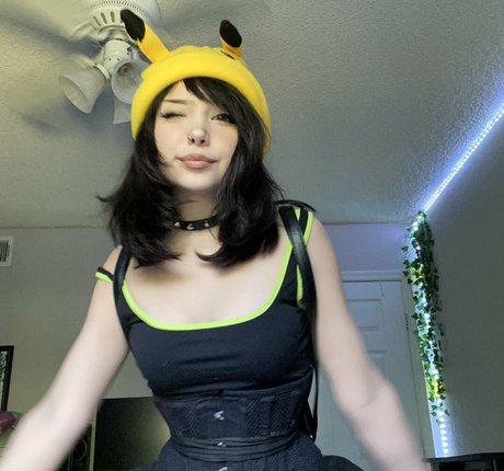 yourluvrgrl star top galleries