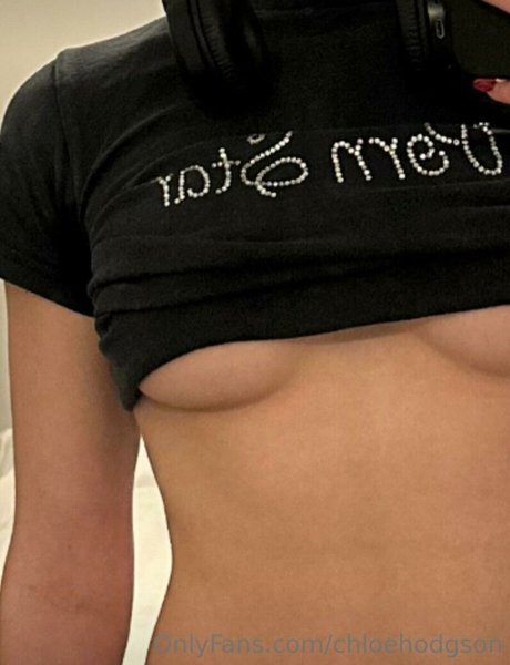 Chloe Hodgson naked pornstar img
