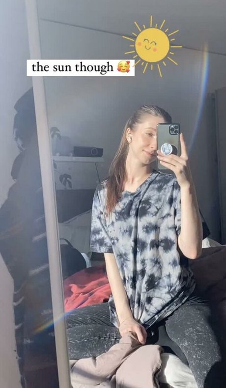 footjob onlyfans pornographic photo