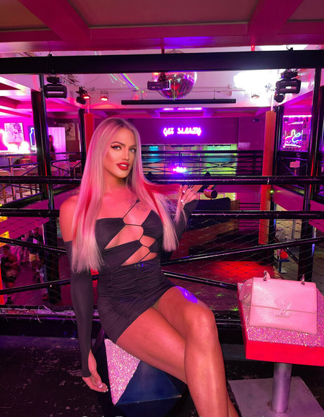 theeveemarie adult actress img