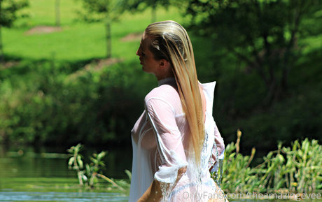 theeveemarie model pretty img