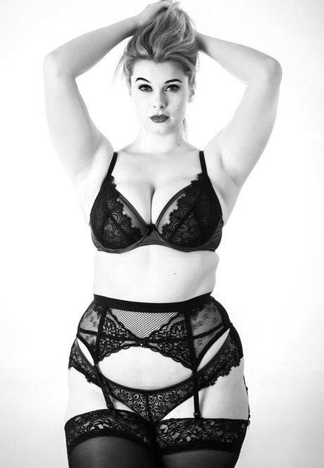 Natalie Juliet Deadman pornstar art picture