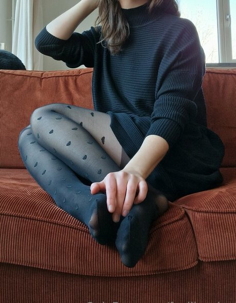 favlibrarian model hd picture