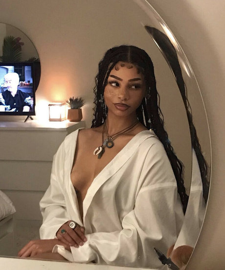 selwrite art pornstar pics