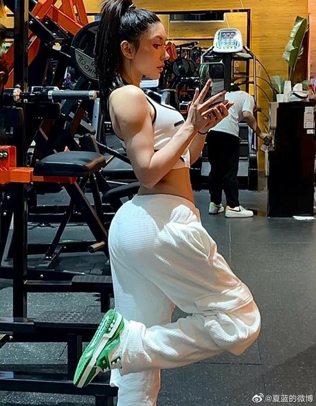 Xialan__ erotic actress pics