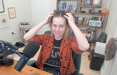 Dodger model pornographic image