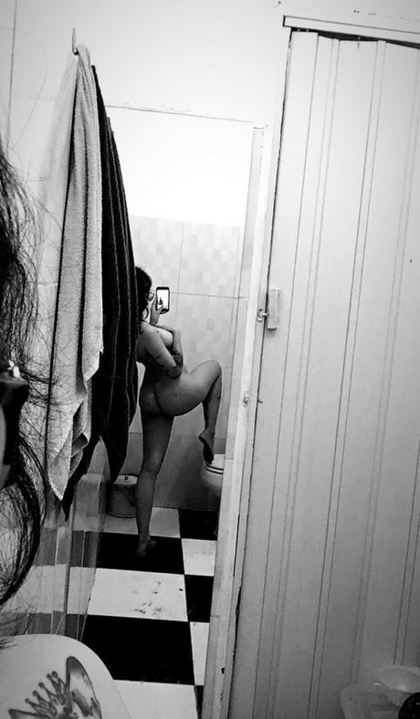 betinices star nudes galleries