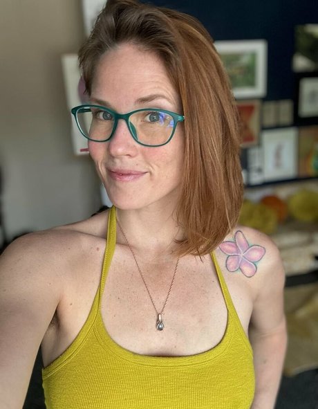 Skyra Fox nudes actress gallery