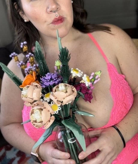 Michele Moon pornstar art archive