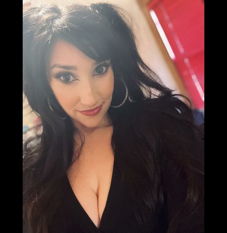 kxoxoxk erotic model photo