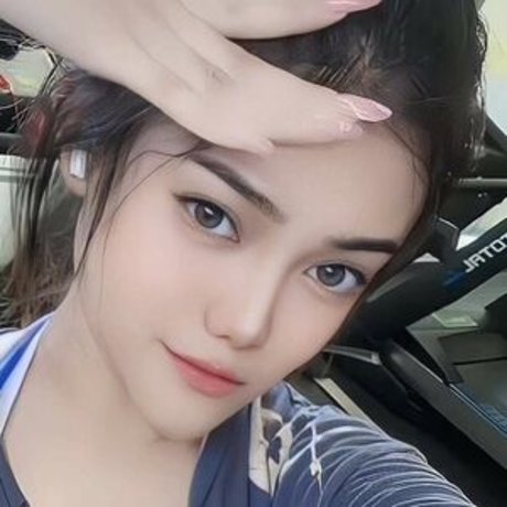 Ayuchannn exclusive model pictures