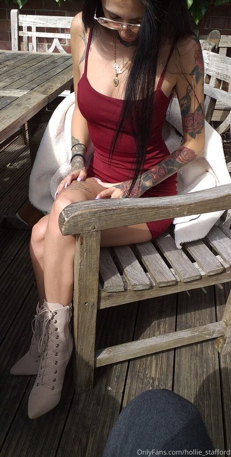 Hollie Stafford star art photo