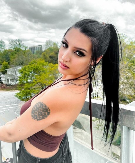 Alison Rainer star pornographic pic