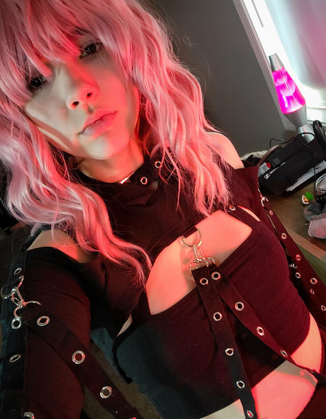 ravenmoore star adult picture