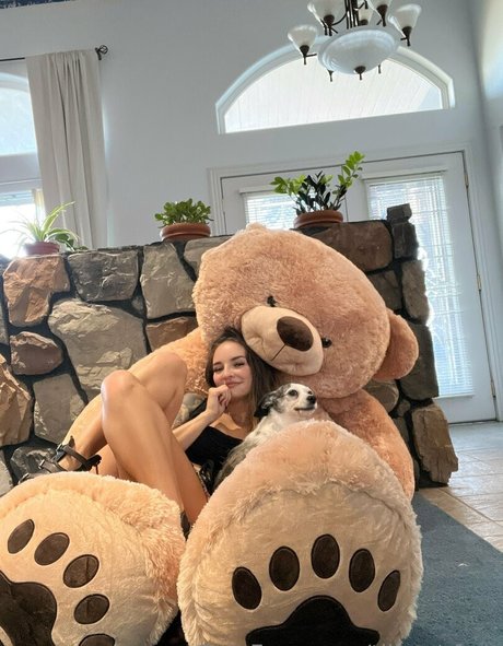 tillytoyfree pornstar art archive