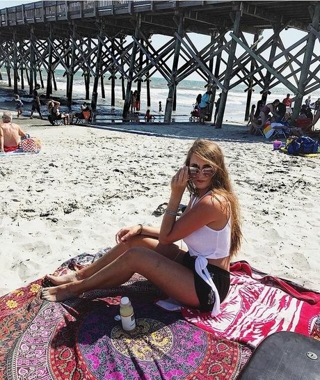 Hannah Kittyxo model sex gallery