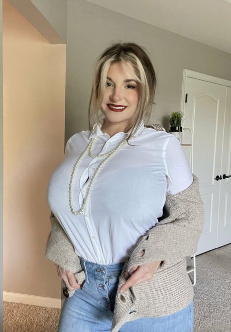 Ashley Bridges nudes model pictures