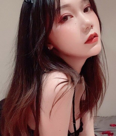 Qinqinwoya pornstar xxx archive