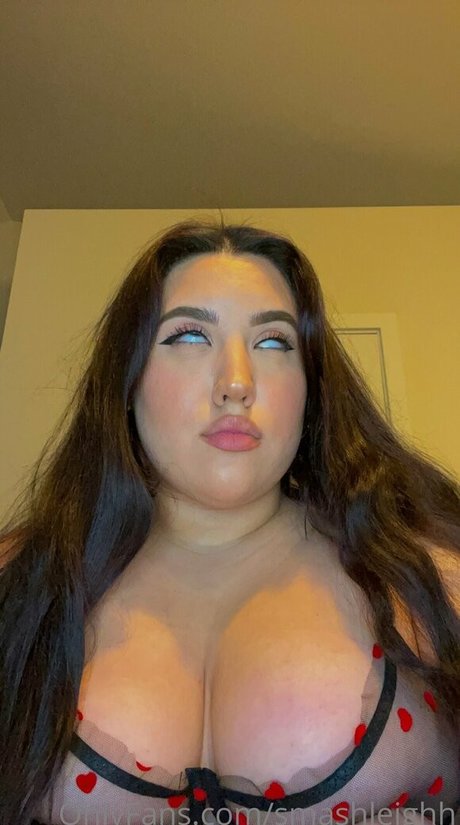 smashleighh pornstar nudes photos