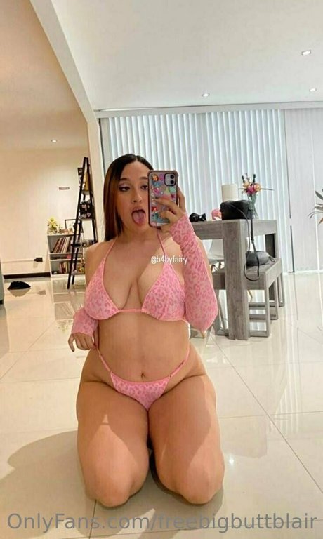 freebigbuttblair naked star image