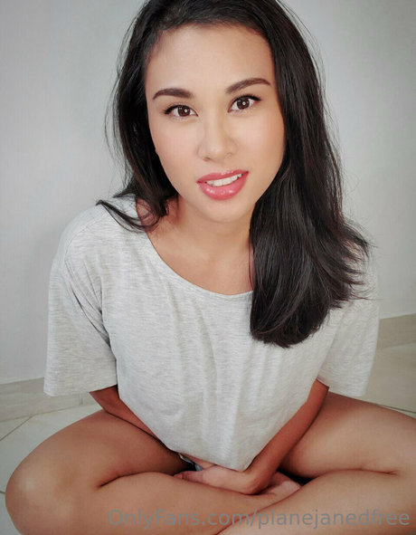 planejanedfree free model photo