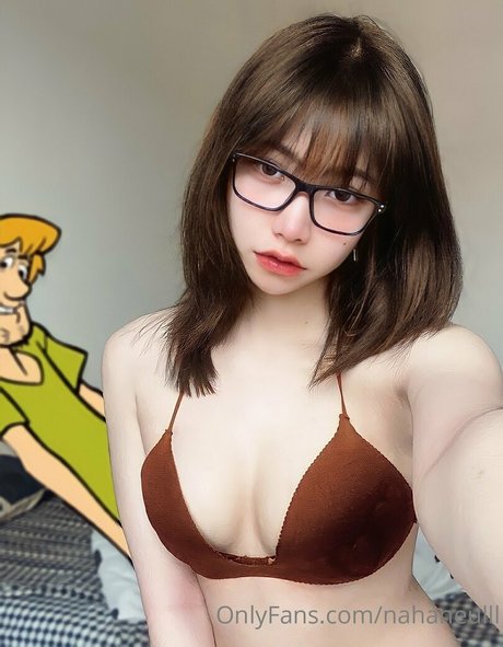 nahaneulll sexy pornstar pic